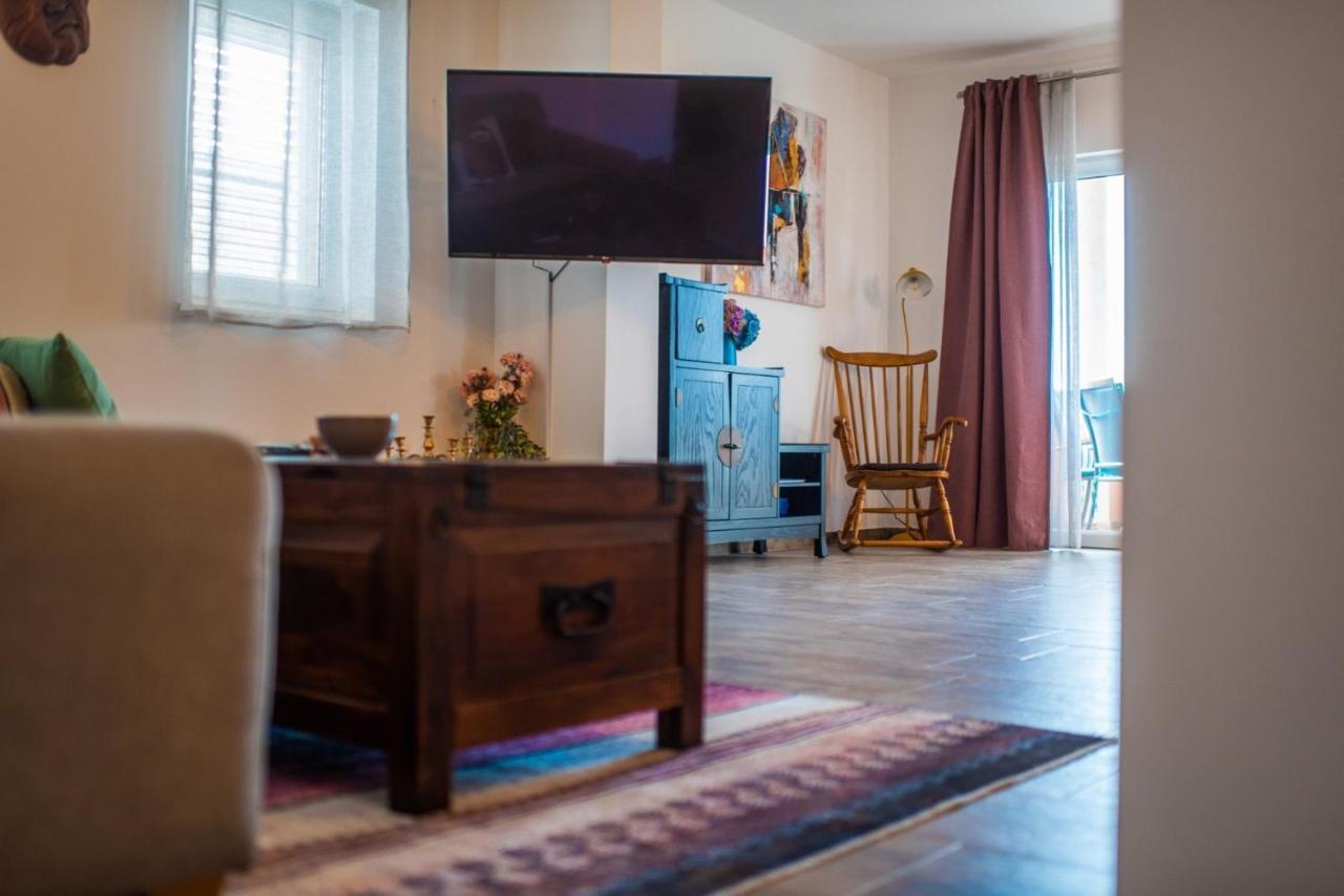 Apartman Paula Kaštela Exteriér fotografie