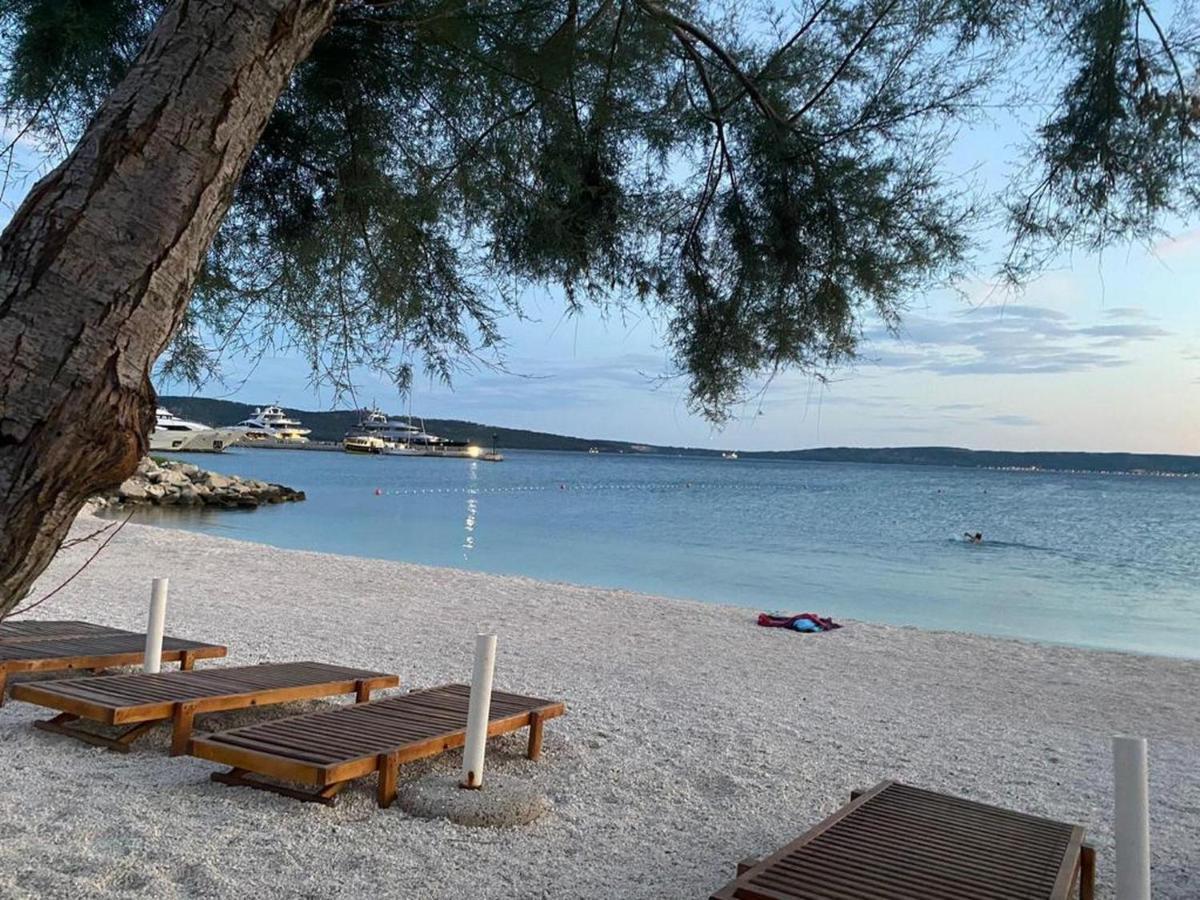 Apartman Paula Kaštela Exteriér fotografie